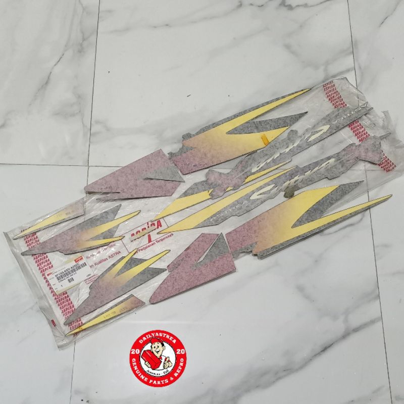 LIS STICKER STRIPING BODI BODY GREY ABU ABU HITAM MERAH HONDA SUPRA X 100 ORIGINAL ORI 871X0-KEV-830
