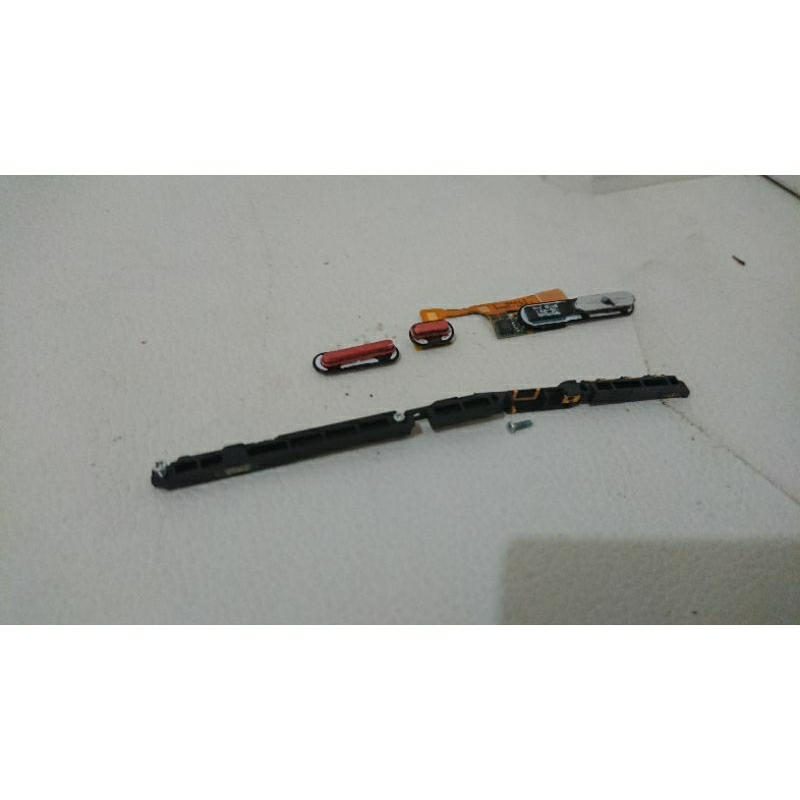 tombol volume xz1 compact