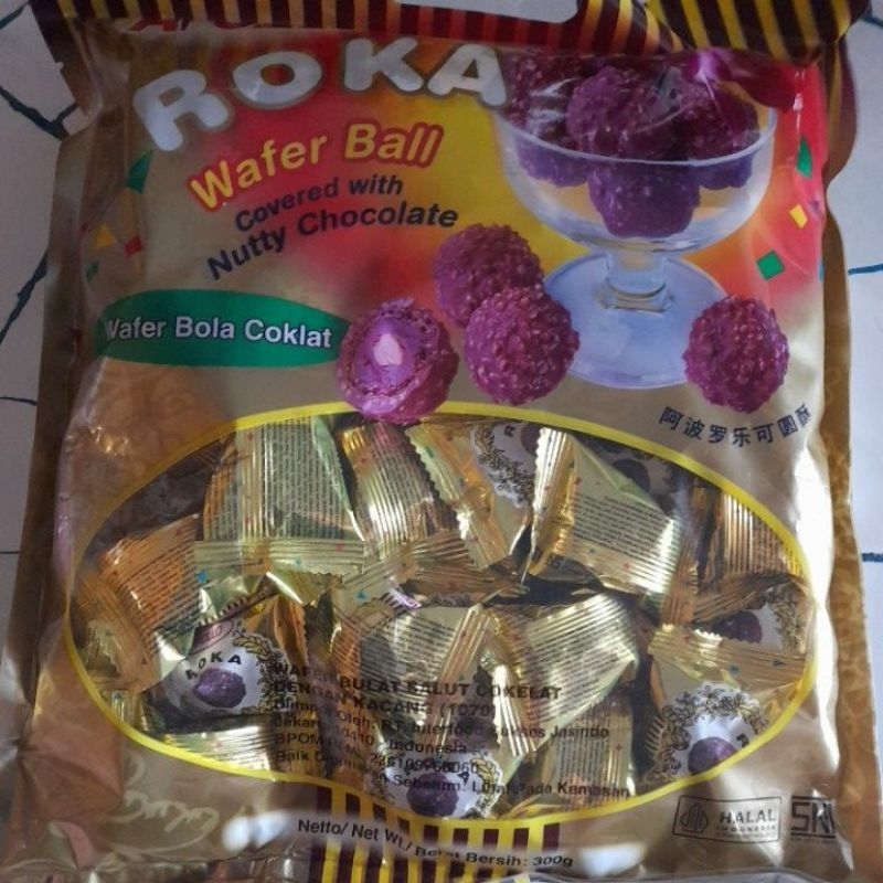 

roka wafer ball covered with nutty chocolate