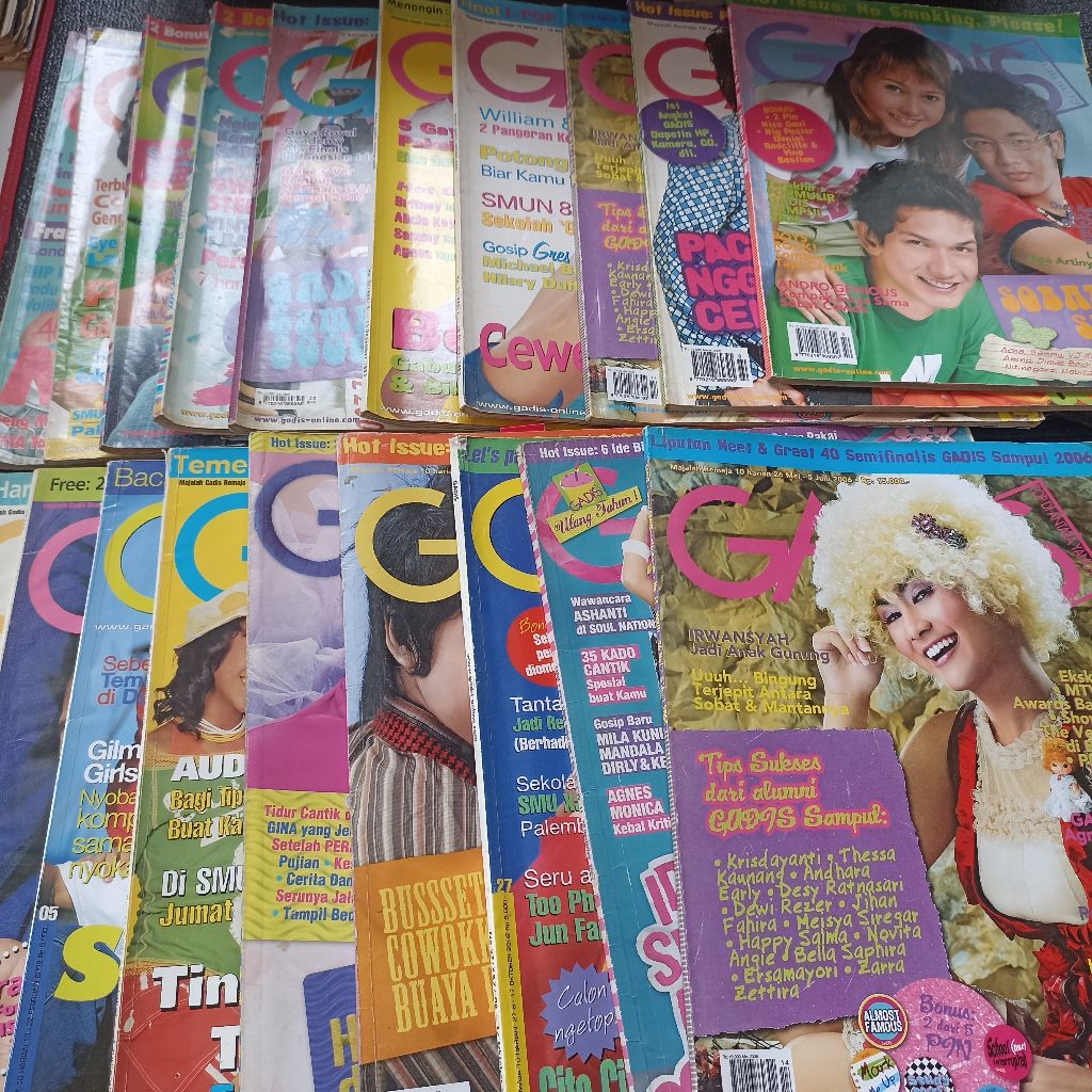 Majalah remaja gadis tahun 2000 keatas
