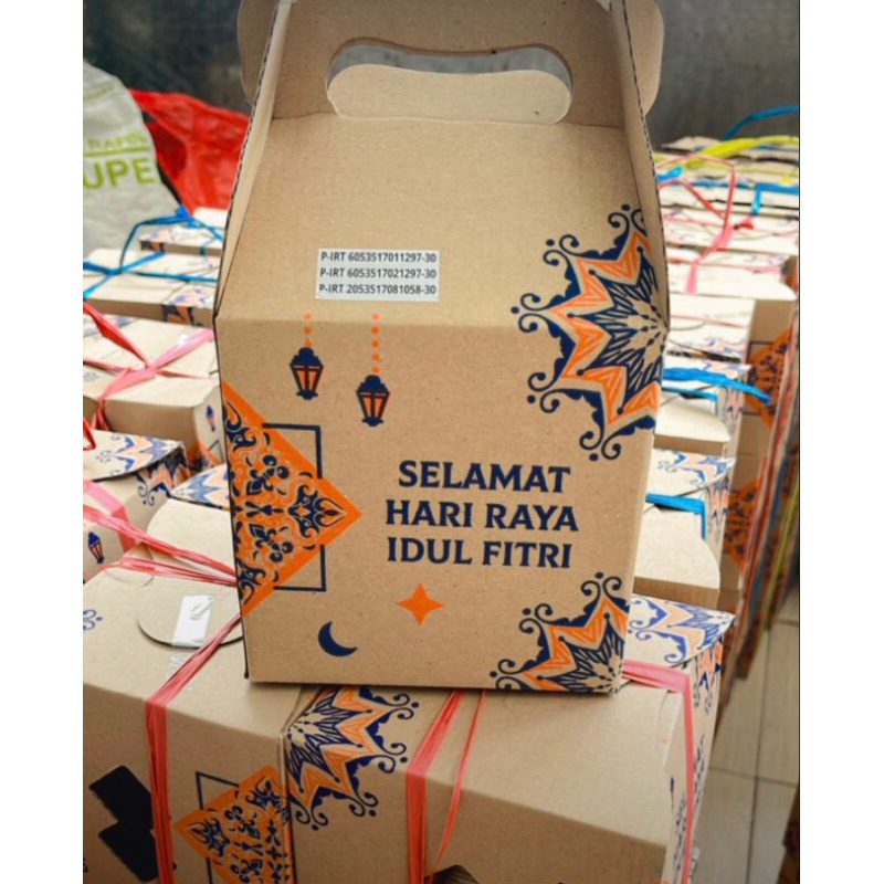 

(PO Pengiriman 20 Maret) Paket Hampers Hemat Isi 3 kue kering