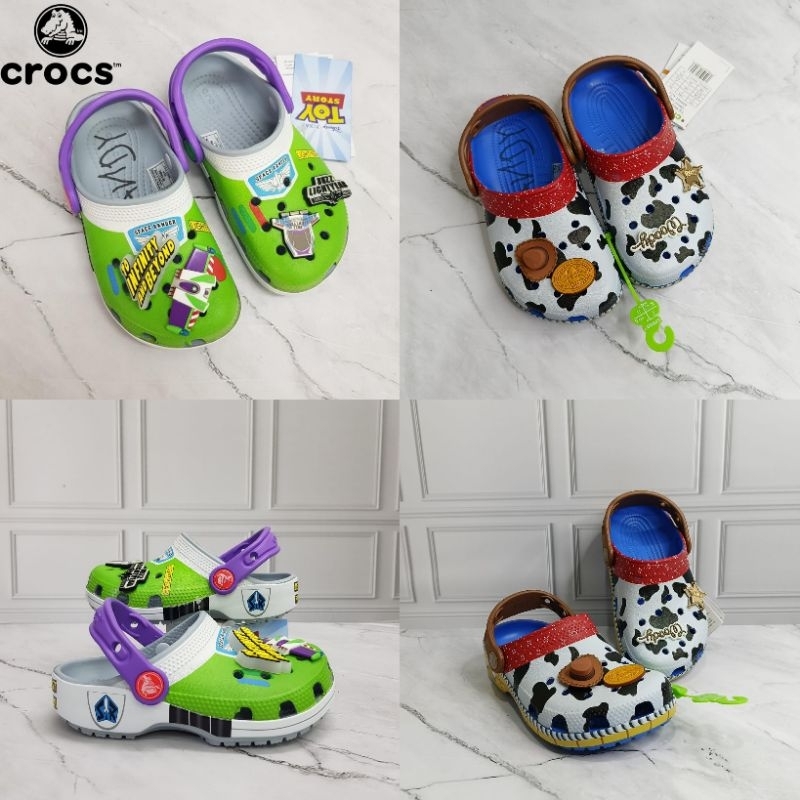 Sandal Crocs Anak Toy Story Buzz And Woody Clog Kids And Junior ( include Jibbitz )