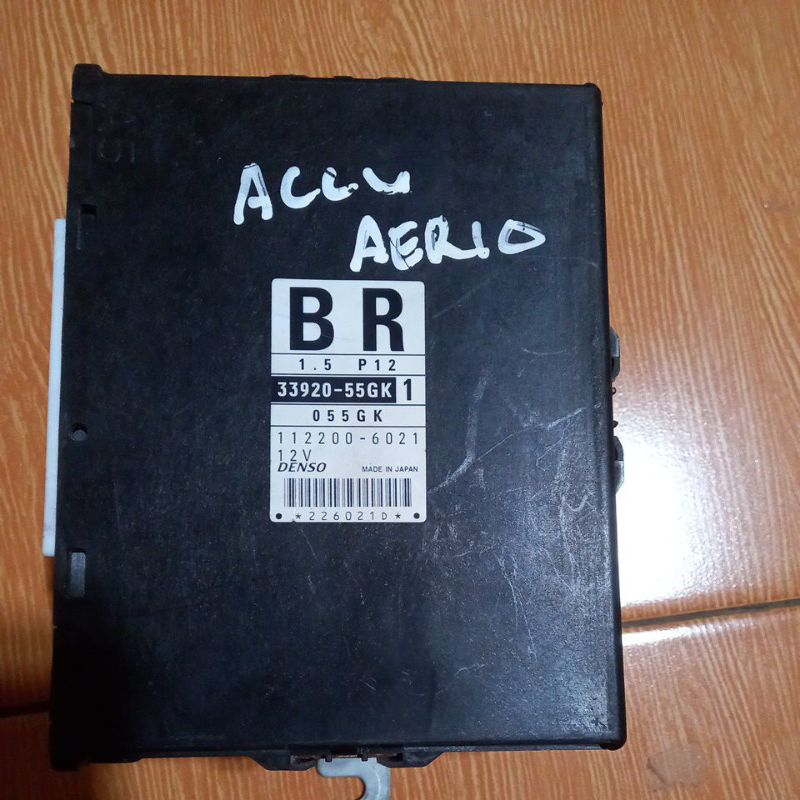 Eccu Suzuki Aerio 2003