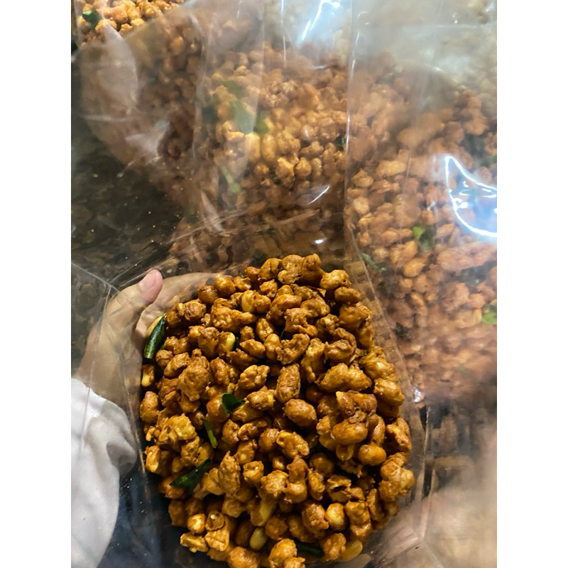 

Warisan Roso - Kacang Thailand 250 Gram Premium / Kacang Bangkok Gurih Bikin Nagih