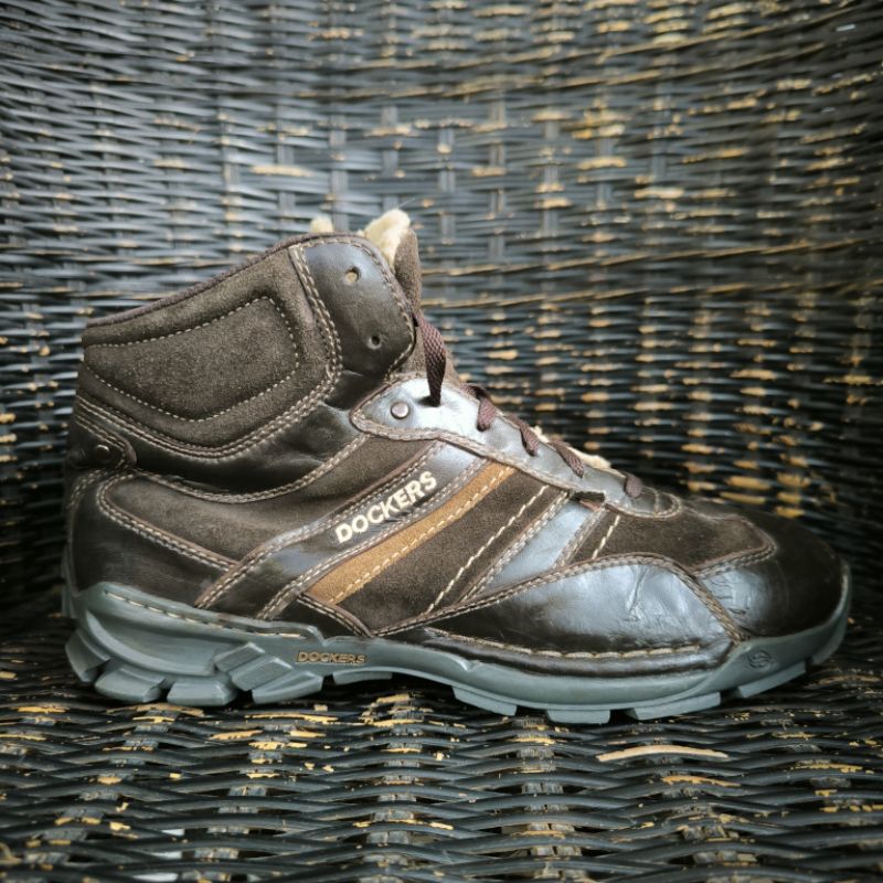 Dockers boots bulu size 43