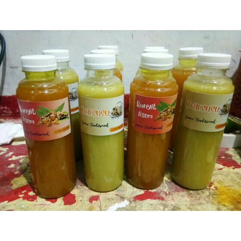 

minuman tradisional kunyit asam