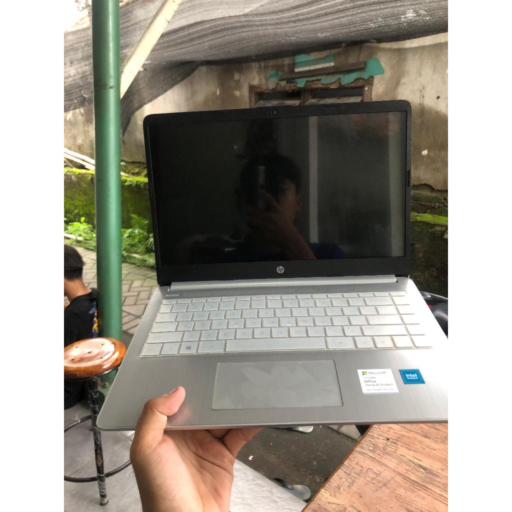 LAPTOP HP14S Celeron Ram 4 SSD 512