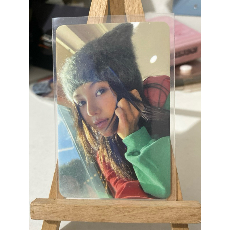 photocard danielle