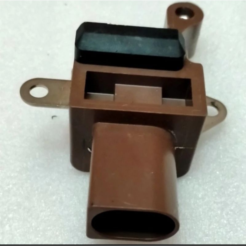 ic regulator alternator dinamo ampere Innova diesel Fortuner diesel