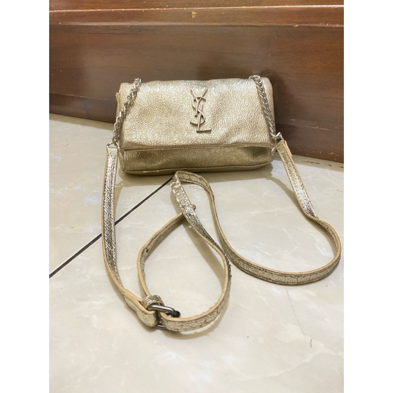 Preloved Tas Yeslong Gold