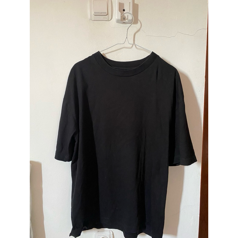 Kaos hitam Soundtrax - Fit to L