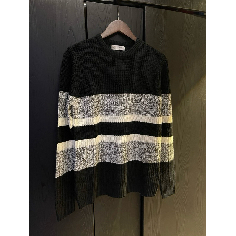 Bershka Menswear Collection Black Knit Sweater. Best Retro. 100% original. Size M. baju sweater pria