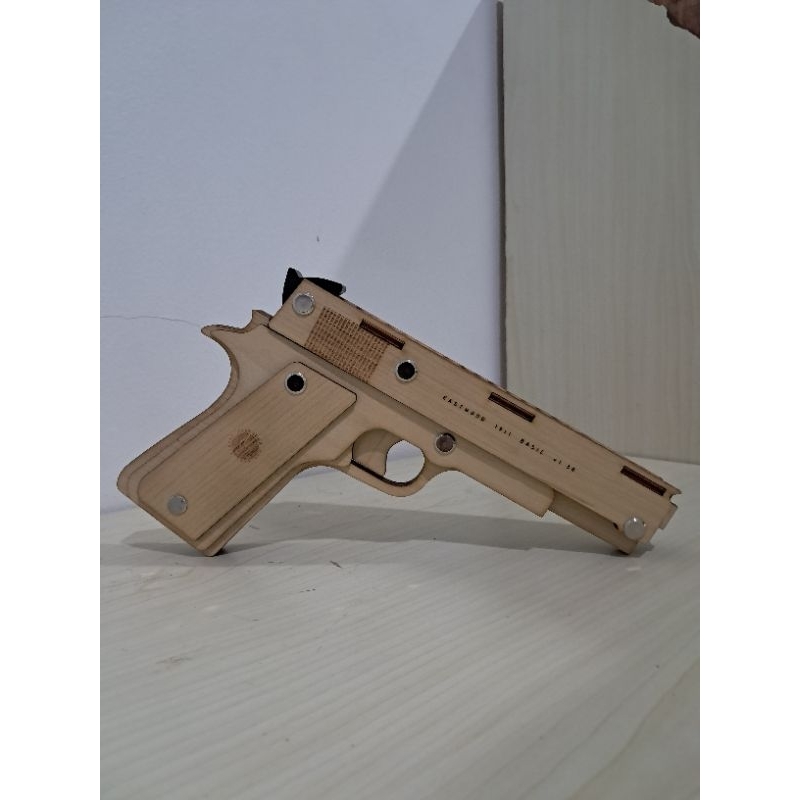 Eastwood Gun Colt M1911 Mainan Anak Tembakan Karet Gelang Kayu