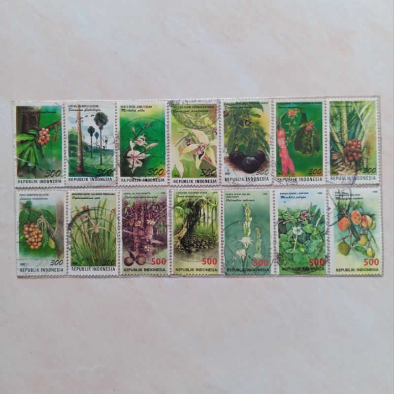 

(AB) Perangko Indonesia 1996, 1997, 1998 Cinta Puspa dan Satwa (Puspa) Seri 4, 5, 6 Set 14 pcs Used