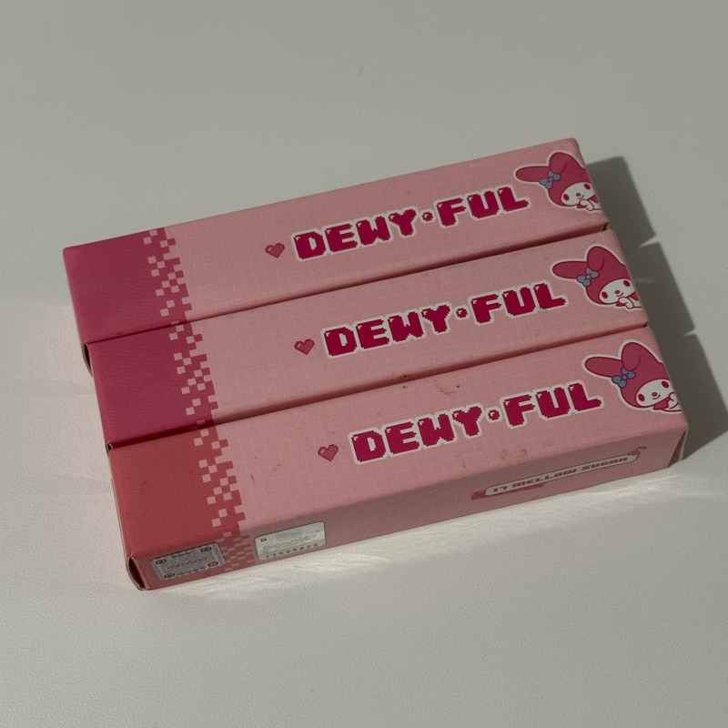 [READY STOCK] ROMAND X SANRIO DEWFUL WATER TINT