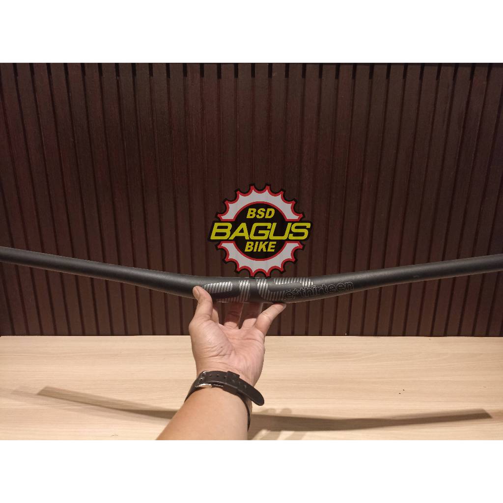 E13 Handlebar NN HA1UPA-100 Plus 35 Handlebar | 800mm Wide | 20mm Rise | 9/5 Sweep | Black