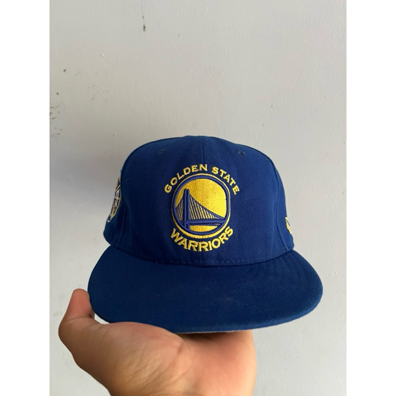 topi new era GSW