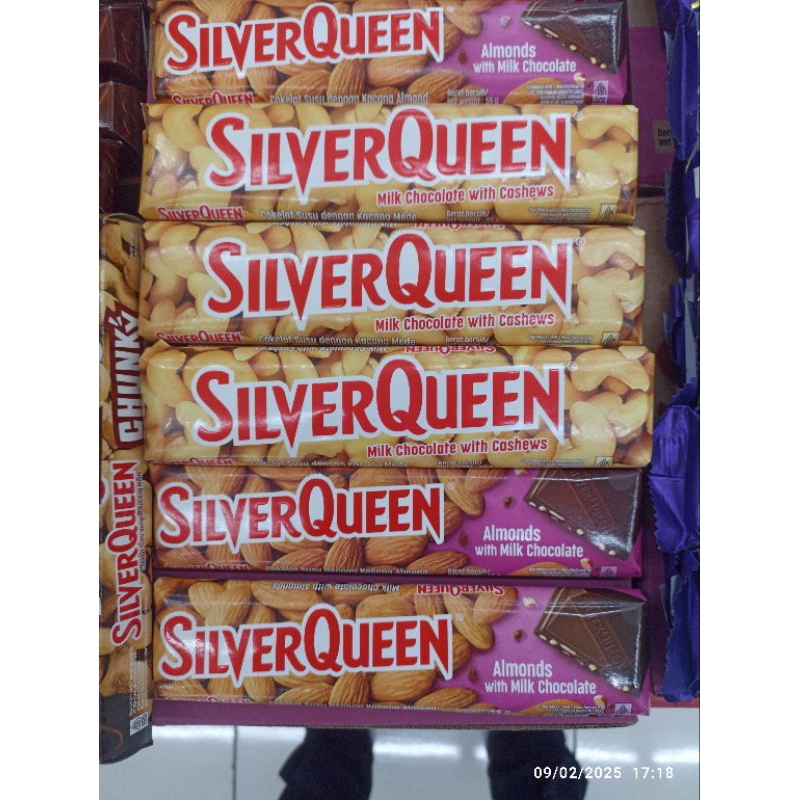 

SilverQueen Milk Chocolate dengan Kacang Makanan Almonds