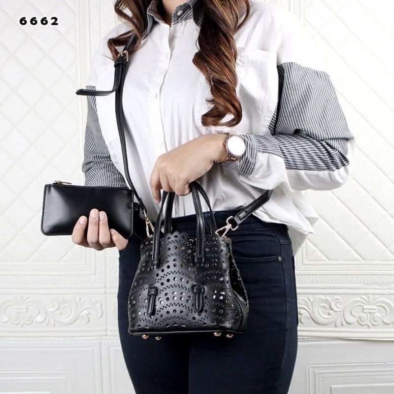 Tas Alaia Mina 6662 Bag