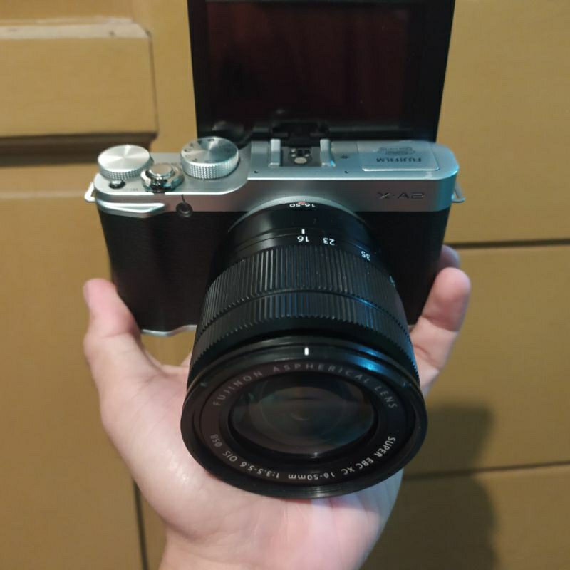kamera Fujifilm XA2 mirrorless termurah
