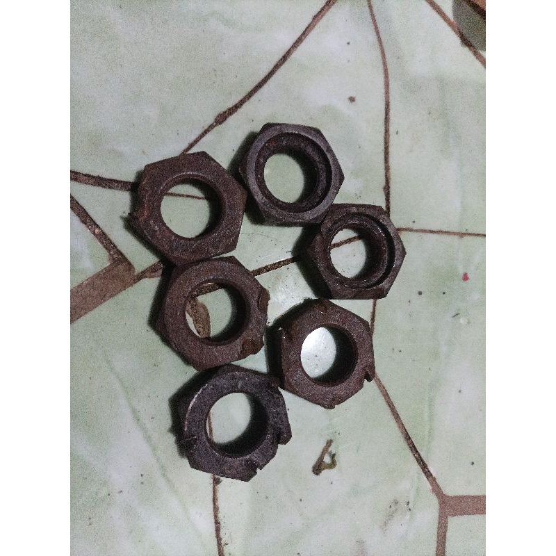 mur gear depan scorpio