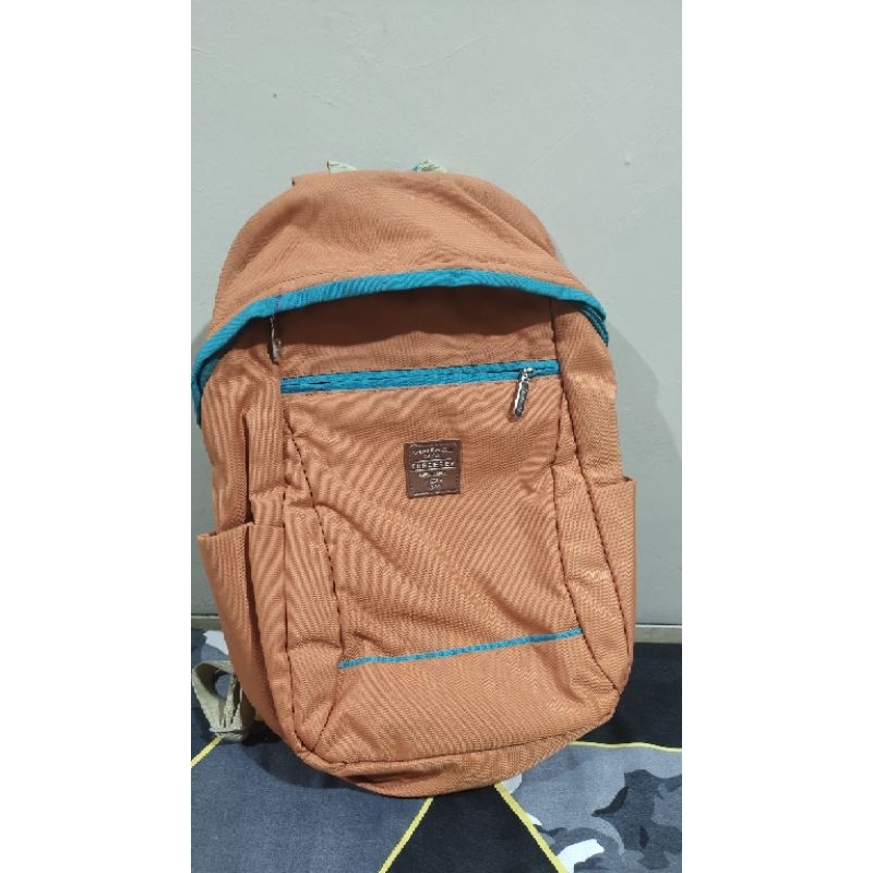 Preloved Tas Threerey