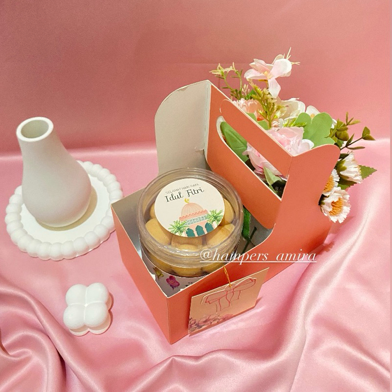 

Hampers, Kue Kering, Bucket Bunga, Parcel, Gift Box