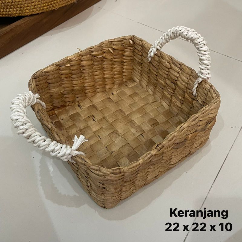 Keranjang Rotan / Keranjang Anyaman / Hampers Bucket / Keranjang anyaman enceng gondok / Hampers Leb