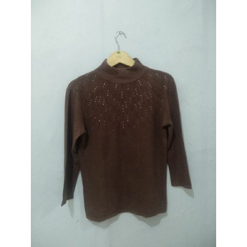 Sweater Rajut Wanita Coklat Motif