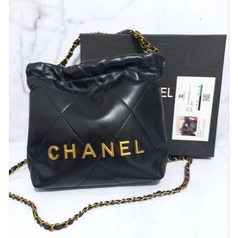 Tas Slempang Quilted Mini Bag Leather Black