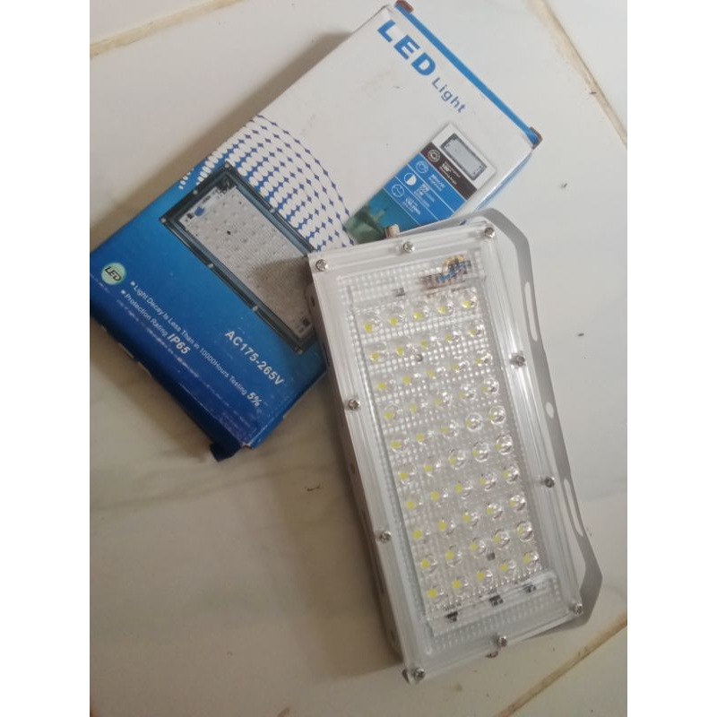 Lampu Penerangan/Lampu Jalan 50W