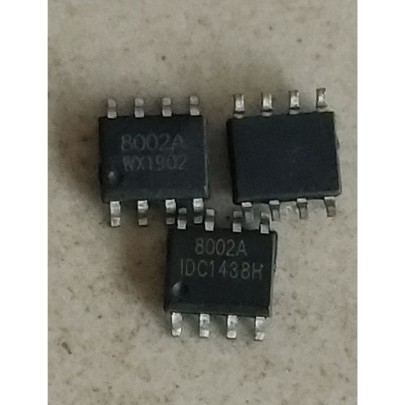 8002A audio power amplifier