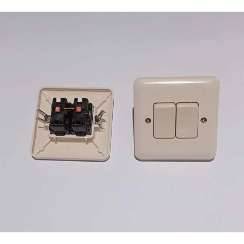 saklar double tanam broco