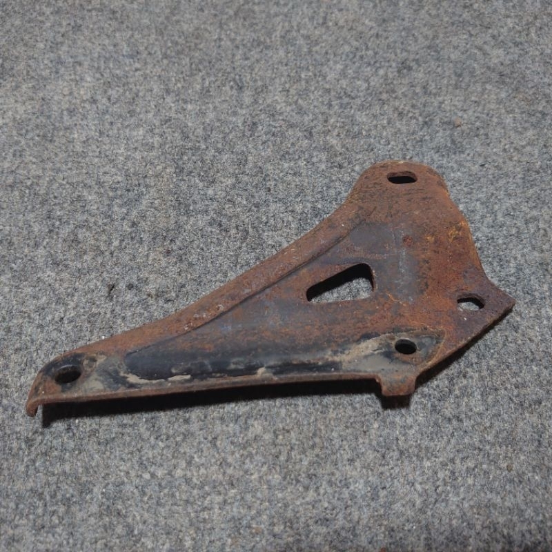 breket bracket dudukan pangkon knalpot Astrea Star prima original ori