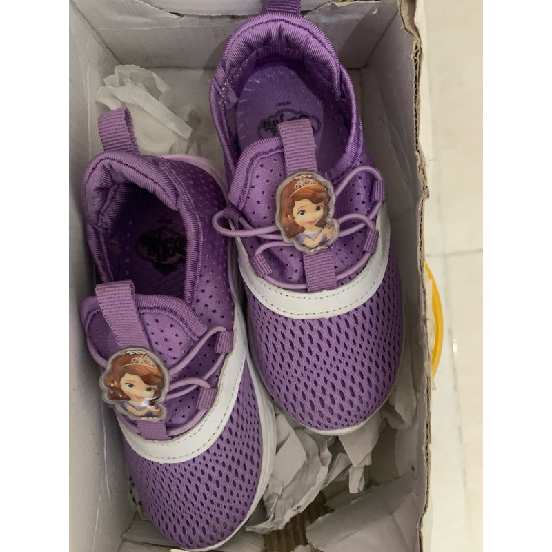 sepatu hello kitty preloved bekas