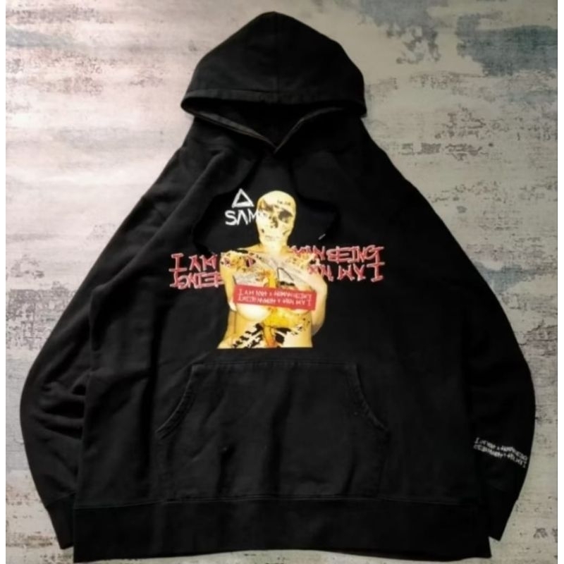 hoodie boxy i am not a human being big logo