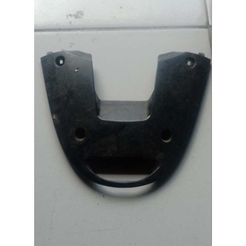 PET STOP SAMBUNGAN BODI BAGIAN BAWAH HONDA VARIO LAMA 110 KARBU SECCOND ORIGINAL