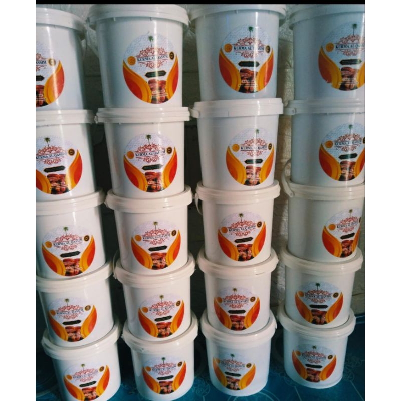 

Kurma Al Qaseem