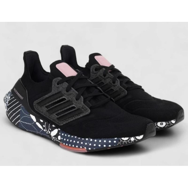 PRELOVED ADIDAS ULTRABOOST  FOR WOMAN 100% ORI