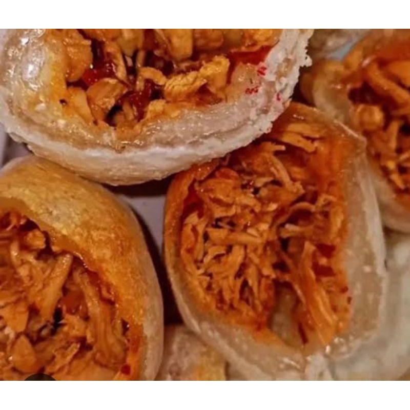 

Cireng isi ayam suwir pedas vakum