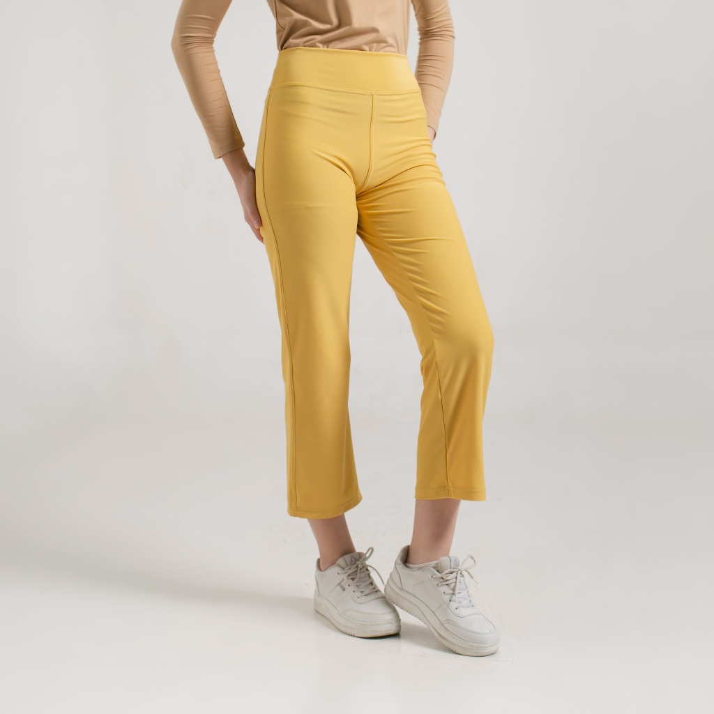 NOORE - Luxe Flare Legging  - Light Yellow - legging Olahraga