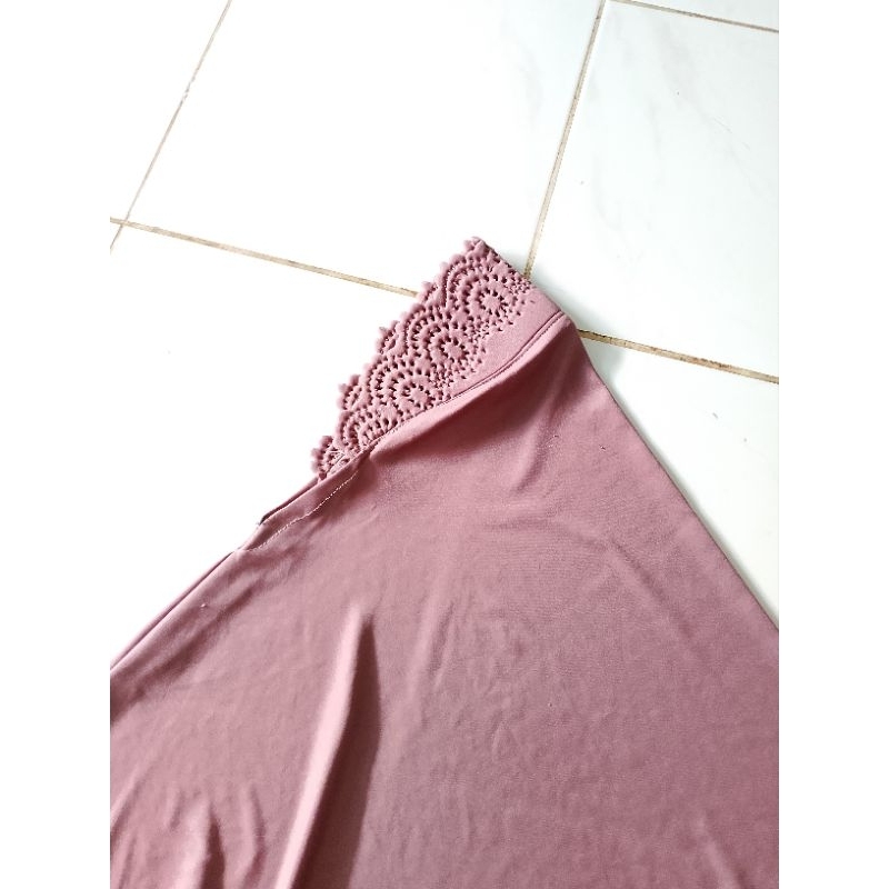 Jilbab Ungu Jilbab Motif Jilbab Jumbo Jilbab Instan Kerudung Jumbo Kerudung Instan Kerudung Syar'i J