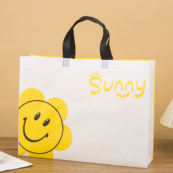 

Varian M-62 / Tas Jinjing / Tas Belanja / Tas Spunbond / Tas Souvenir / Tas Jinjing Wanita / Tas Lipat / Tas Kado / Kantong Belanja