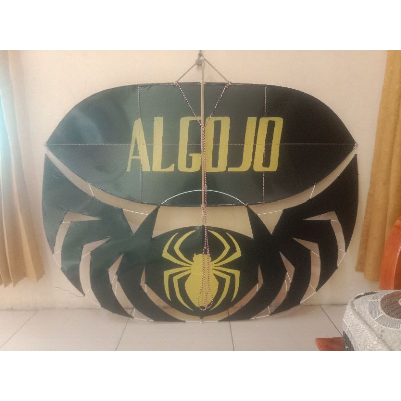 Layangan Ram raman spider bakalan 150cm