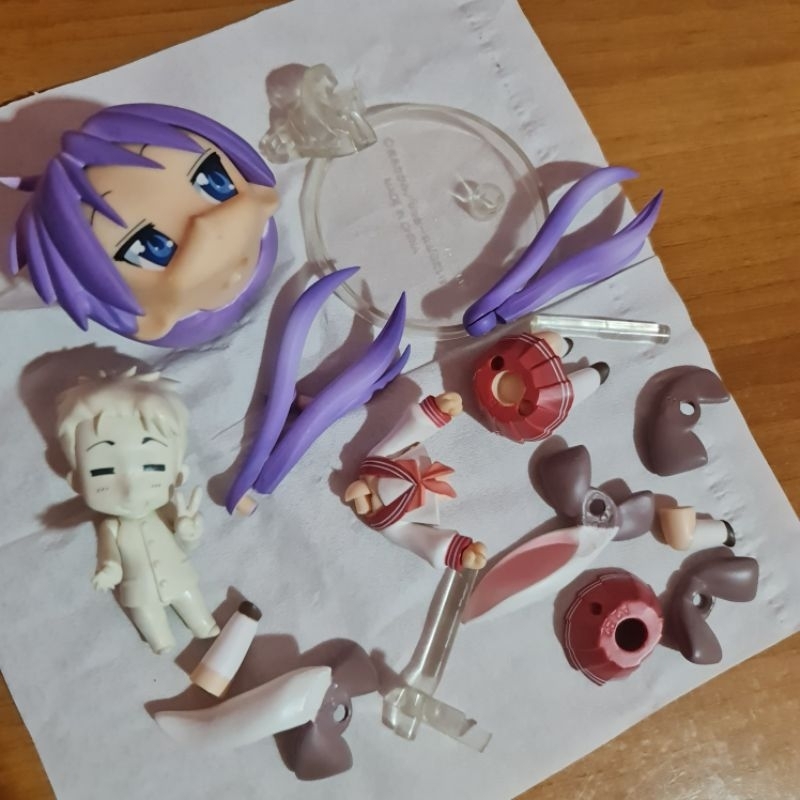 Kagami Hiiragi Nendoroid junk part