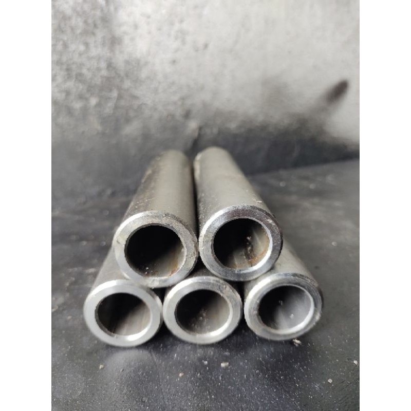 Pipa Besi Od 31,8 mm Id 20,5 mm Panjang 14 cm