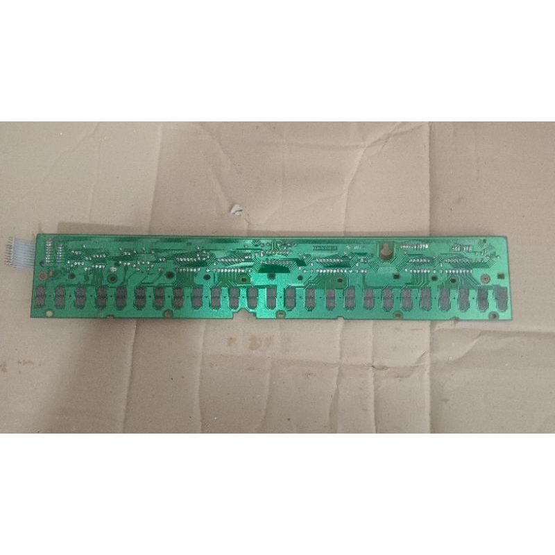 papan tuts keyboard korg pa-500 reeal seperti di foto