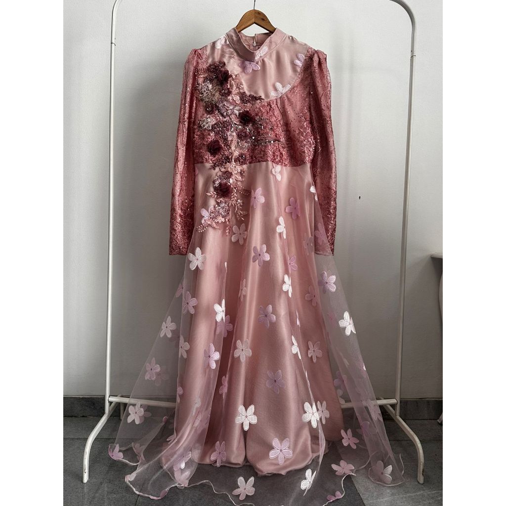 dress organza motif bunga