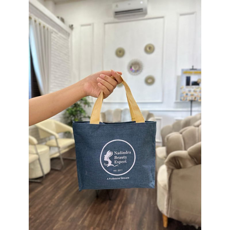 Nadindra Beauty Expert Skincare POUCH - not for sale pouch kulit exclusive