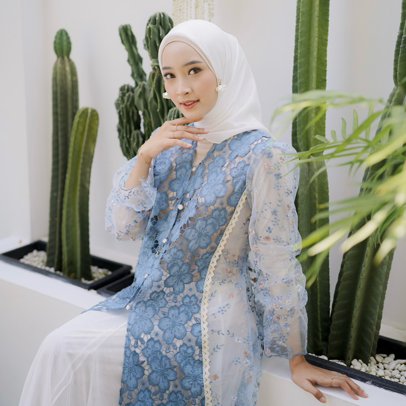 Delova Wardrobe - BRUKAT IVANA Tunik Atasan Brukat Vintage Bordir Premium Outfit Atasan Wanita Outer Rompi Tali Renda Luaran Baju Pakaian Tulle Tile Lace Brokat Prada Viral Lebaran Raya Kebaya Kondangan Wisuda Kekinian Simple Elegan Chinese Vest Modern